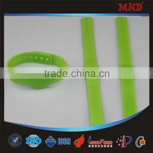 MDW55 UHF 2-3 Meters Long Reading Distance Rfid Wristband and Bracelets thumbnail-2
