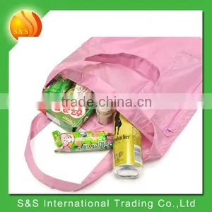 Large Capacity Recycled and Foldable Shopping Bag thumbnail-4