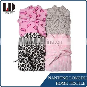 Printing Coral Fleece Bathrobe thumbnail-1