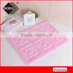 Luxury Polyester Yarn Anti Slip Pvc Carpets and Rugs thumbnail-4