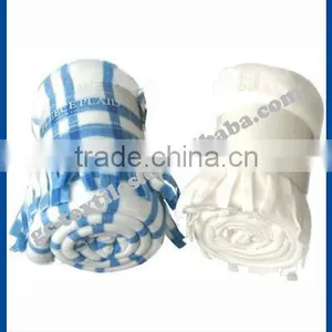 Fleece Blanket With Fringes thumbnail-1