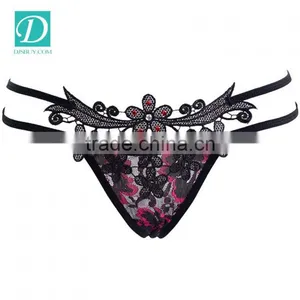 Women Sexy Panties Lace Briefs Girl Lingeries Thongs G-string Flower Panties thumbnail-3