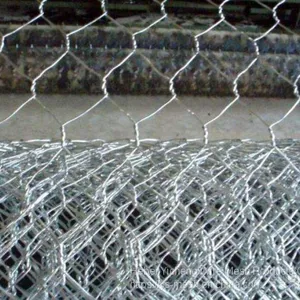 Galvanized Chicken Wire Mesh Fence Net Hexagonal Netting thumbnail-5
