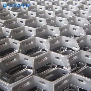 Refractory Mesh Bonding Holes Inner Buckle Lock Riveting Standard Bonding Hole Custom Tortoise Shell Mesh Industrial Grade thumbnail-3