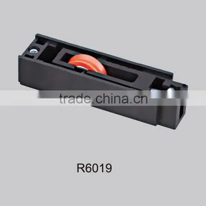 Plastic Window Roller thumbnail-1
