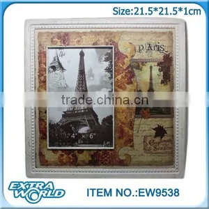 Paris Souvenir Items Photo Frame With Romantic Design thumbnail-1