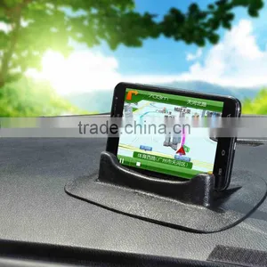 2015 New Products Promotion Gifts Smartphone Car Glass Anti Slip Car Pad Silicone Car Mount Holder thumbnail-3