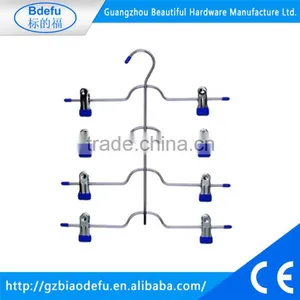 Chrome Plated Four-tier Metal Hanger With PVC End Clips thumbnail-1