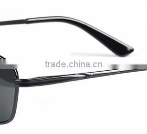 High Quality Alloy Polarized Sunglasses Custom With Your Logo thumbnail-2
