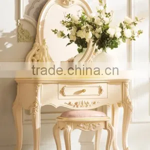 White Luxury Antique Customized Oak Solid Wood Luxury Wardrobe for Sale thumbnail-4