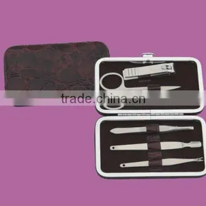 5pcs Manicure Set With Case thumbnail-1