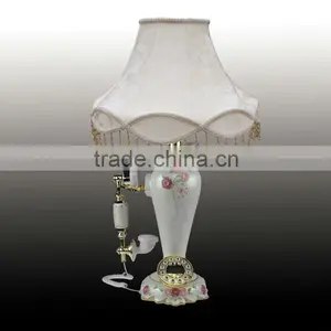 Decorative Antique Classic Phone With Table Lamp Function thumbnail-1
