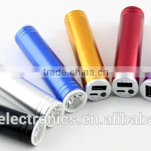 New Stylish LED Torch Light Custom Laser Engraving Logo Optional Capacity Cylinder Shape Mobile Power Bank thumbnail-2