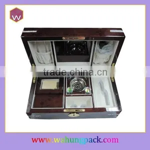Luxury High Glossy Painting Wooden Perfume Packaging Gift Box Set thumbnail-1