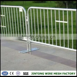 Plastic Pedestrian Safety Barriers, Crowd Control Barriers thumbnail-2