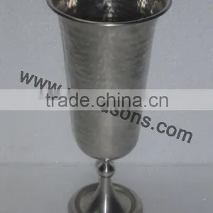 Very Pretty Metal Flowers Vase For Wedding And Party thumbnail-2