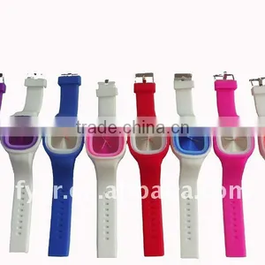 2012 Fashional Unisex Silicone Rubber Jelly Watch thumbnail-1