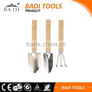 Wooden Handle Kids Garden Tool Kit thumbnail-1