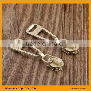 Fashion Custom Logo Zipper Pullers For Bag thumbnail-1