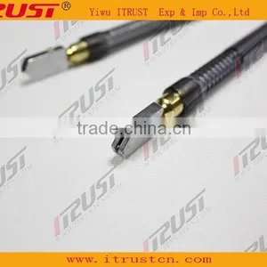 Glass Cutter With Tungsten Carbide Scribing Wheel Tip thumbnail-1