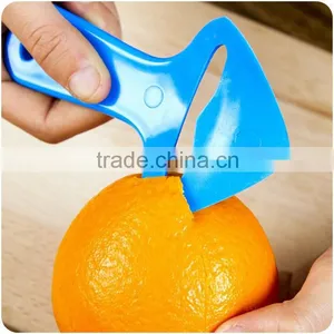 J456 Plastic Orange Peeler/Creative Orange Opener/citrus Peeler thumbnail-2