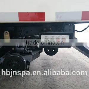 NEW MODEL !! Dongfeng 5CBM Road Sweeper Truck thumbnail-5