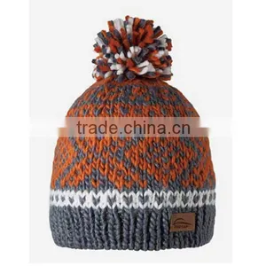 2015 CUSTOM CROCHET WOMEN'S POM POM WINTER HAT WITH LEATHER PATCH LOGO CHINA FACTORY thumbnail-2