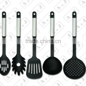 8 PCS Nylon Kitchen Tools Set thumbnail-1