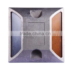 Aluminum Road Safety Sign Solar Road Stud Cat Eye Reflective Road Stud thumbnail-4
