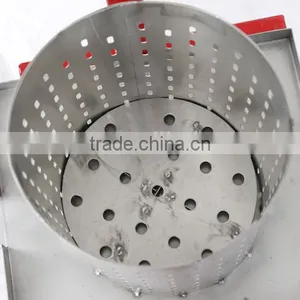 Hot Sale Beekeeping Manual Steel Honey Bee Wax Presser Machine thumbnail-4