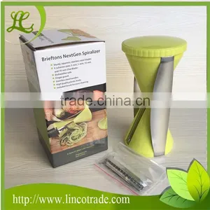 Kitchen 4 in 1 Plastic Vegetable Spiral Slicer thumbnail-1