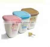Airtight Pet Food Dispenser thumbnail-1
