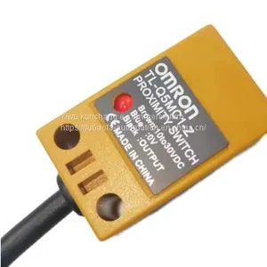 Omron Sensor TL-Q5MC1-Z 2M Proximity Switch Sensor thumbnail-1