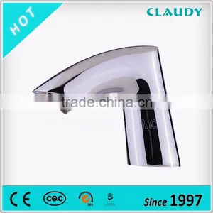 China Factory OEM Chrome Solid Brass Medical Electronic Faucet thumbnail-3