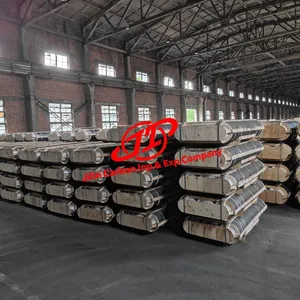 Graphite Electrode for Steelmaking EAF Furnace Parts With High Temperature Resistance and Long Service Life thumbnail-3