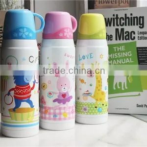 Double Wall Children Vacuum Flask With Waterproof Cloth and 2 Cups thumbnail-6