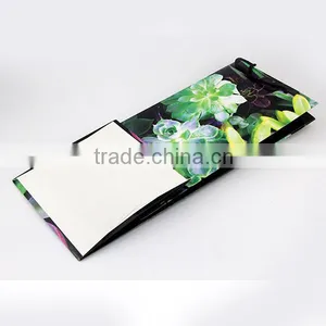 Competitive Price Full Color Paper Hand Bag With Handle thumbnail-2
