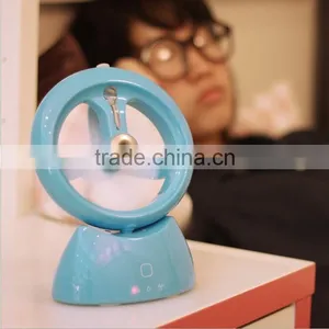 Mini Water Mist Desk Fan Multi-functional USB Rechargeable Super Mute Mini Table Fan With Humidifier Portable Office Fan thumbnail-6