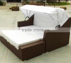 Outdoor Rattan Lounge or Beach Lounge thumbnail-1