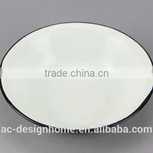 ROUND ENAMEL IRON BOWL thumbnail-1