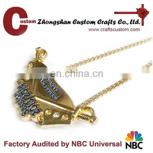 Custom Beautiful Sword and Letter Pendant Alloy Gold Plated Charm Pendant thumbnail-4