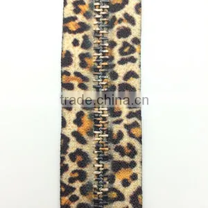 2015 Lastest Fashion Stylish Leopard Rainbow Designer Special Colour Teeth Metal Zipper thumbnail-5