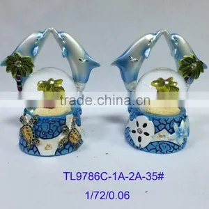 Polyresin Dolphin Snow Globe Item thumbnail-2