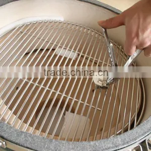Ceramic Kamado Barbecue Hand Gripper thumbnail-5