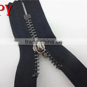 Garment Metal Zipper thumbnail-1