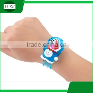 Promotional Christmas Gifts Customized Kids Play Cartoon Silicon LED Glow Bracelet thumbnail-5