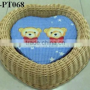 Oval Willow Wicker Dog Bed With Pillow thumbnail-4