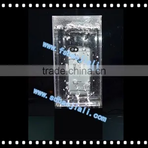 Waterproof Phone Showcase Cell Phone Water Tank Waterproof Test thumbnail-3