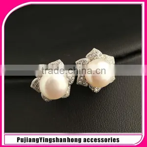 2016 New Products Elegant Natural Pearl and Zircon Stud Earrings in 925 Sterling Silver thumbnail-1