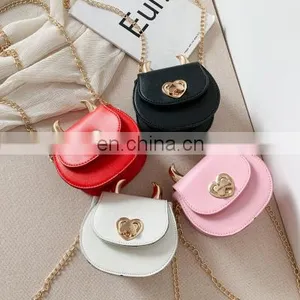 New Design Fashion Kids Pu Leather Lovely Girls Crossbody Bag Love Heart Mini Kids Shoulder Bag thumbnail-1